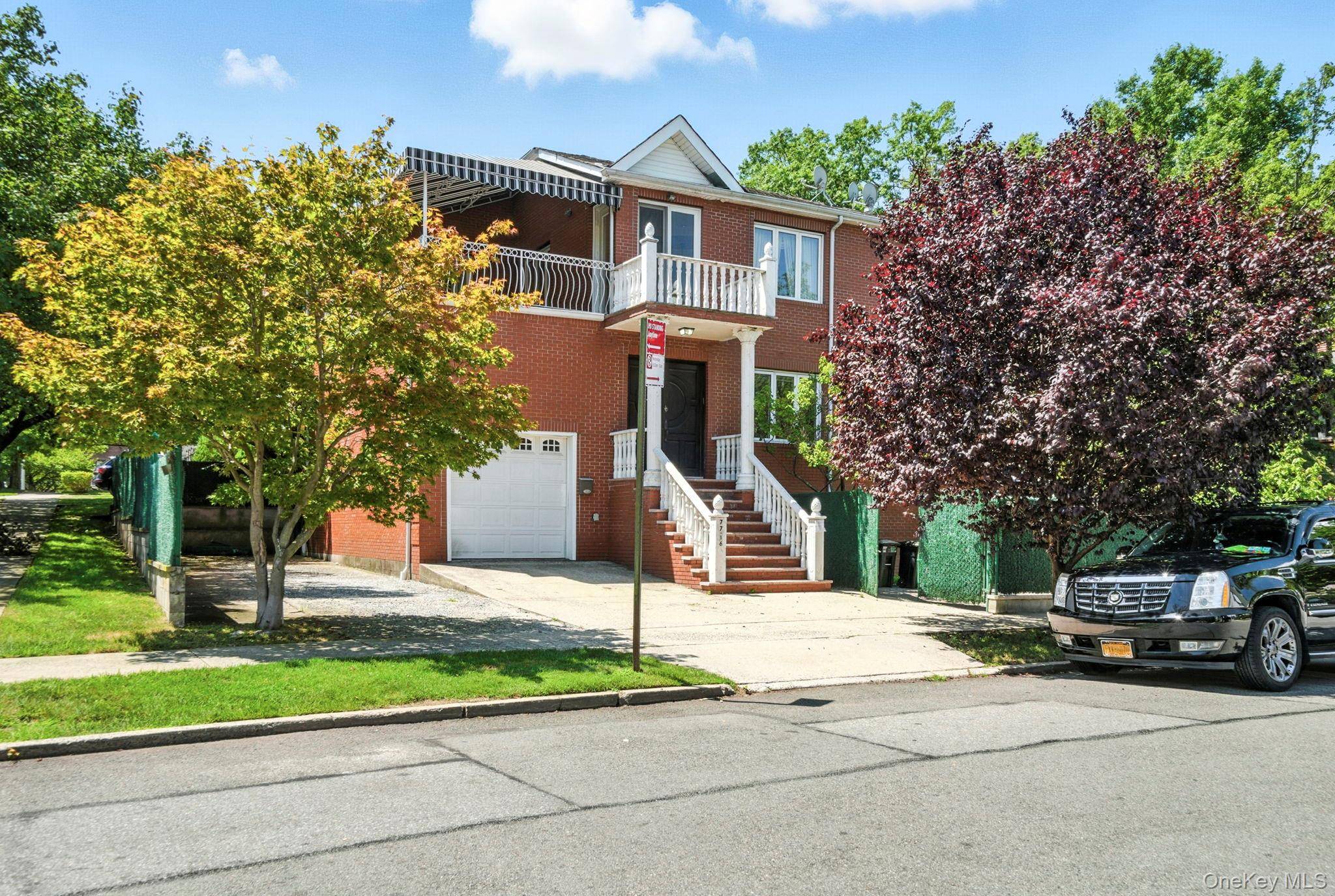 Newly Built with Taste and Elegance, Brick, Detached with 4 Br, 4 Bath on a 62'x110' Lot, Bright and Sunny 2 Story Living Room W B Fireplace, Formal Dr, 2 ...