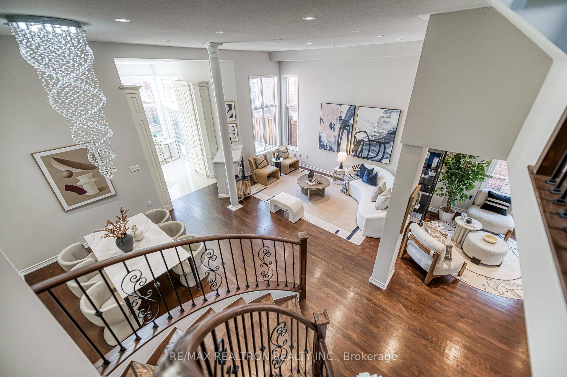 Rarely Offered ! Discover This Bright And Architecturally Distinctive Residence In The Highly Sought After Rouge Woods Community, Within The Top Ranking Bayview Secondary School Zone.