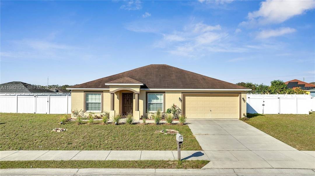 Welcome to this beautiful 4 bedroom, 2 bath single family home built in 2017 and located in a quiet Central Florida community.