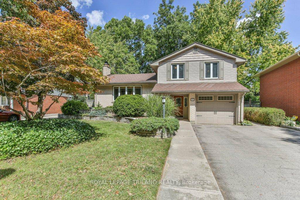 Welcome to this charming 3 bedroom, 1.