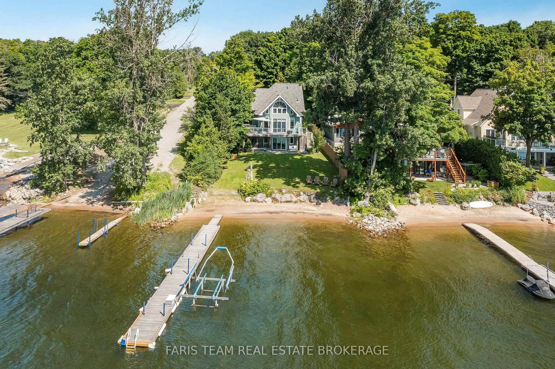 Top 5 Reasons You Will Love This Home 1 True gem located on a peninsula of the sheltered lee shore of Midland Bay, enjoying 260 degree of ever changing panorama ...