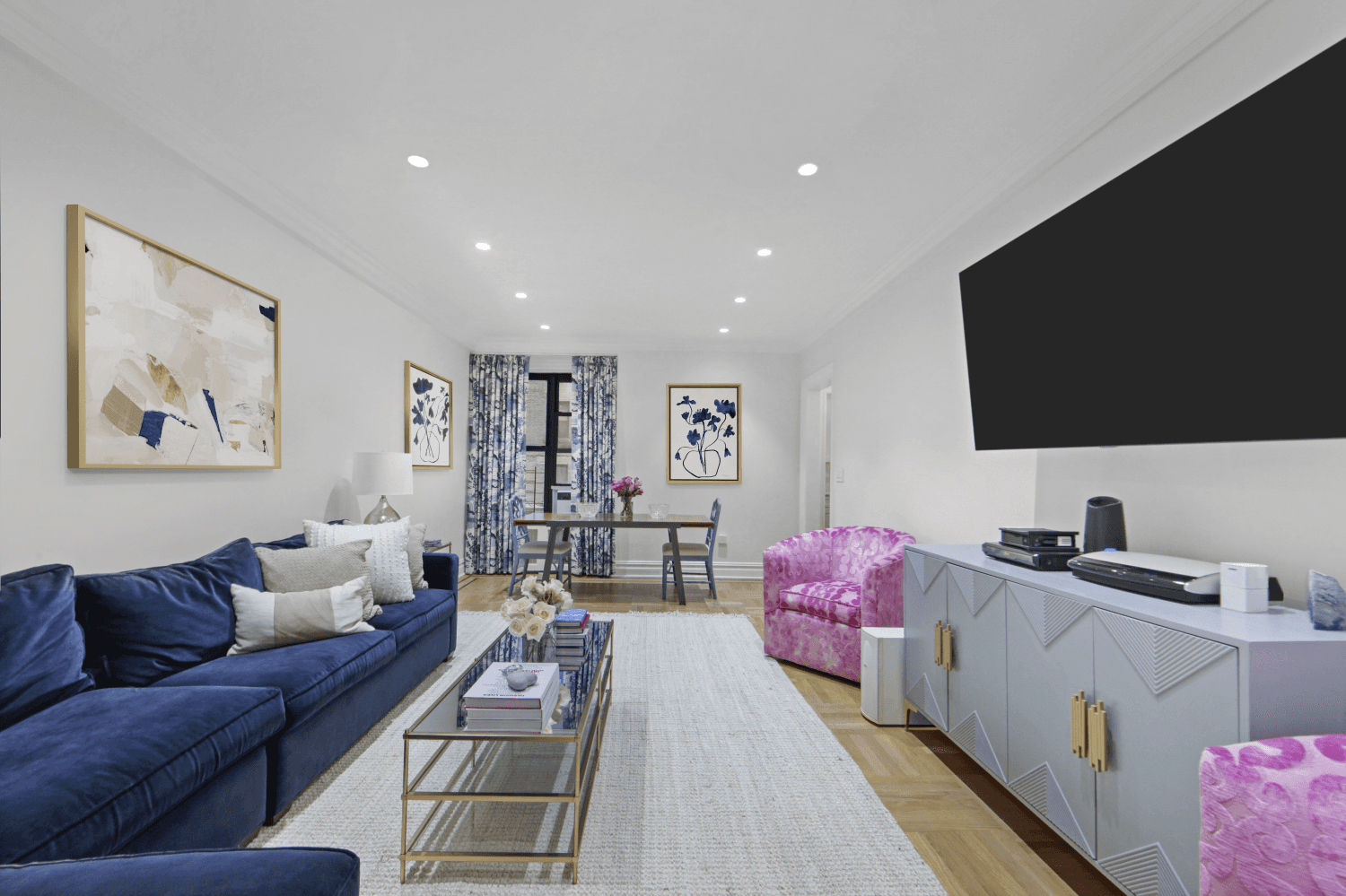 Oversized and Renovated Pre War One Bedroom Apartment in the Heart of the Upper West Side Welcome home to this beautifully updated pre war property, perfectly situated in the vibrant ...