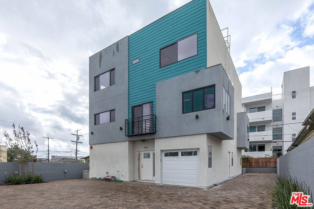 4806   Elmwood Ave 3BR Mid Wilshire La