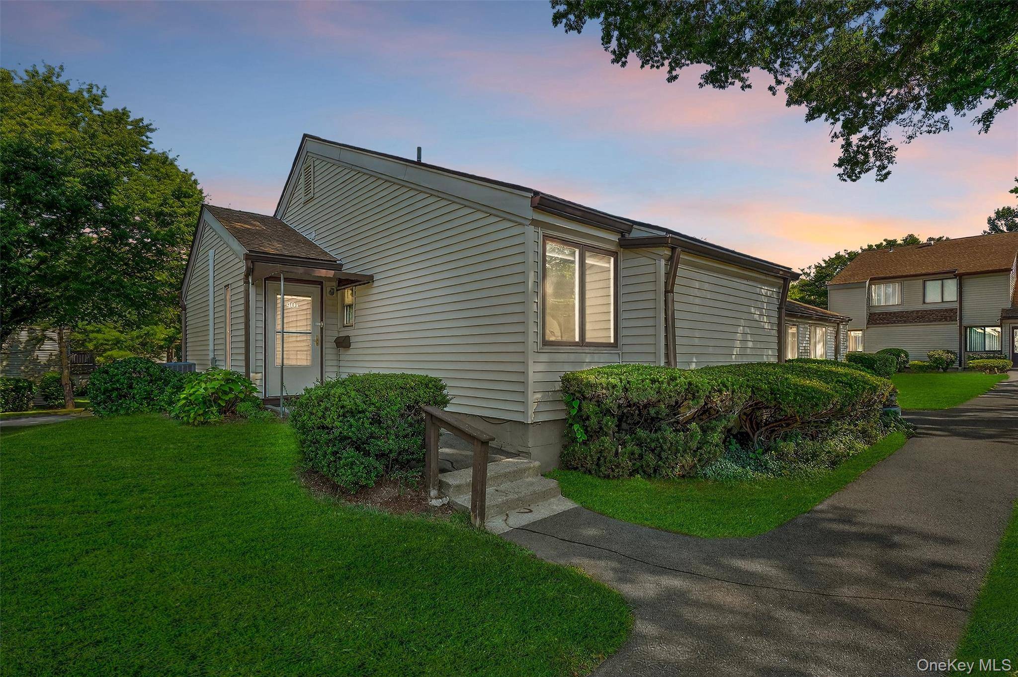Welcome to 40 A Jefferson Oval located in the desirable Jefferson Village 55 senior community.