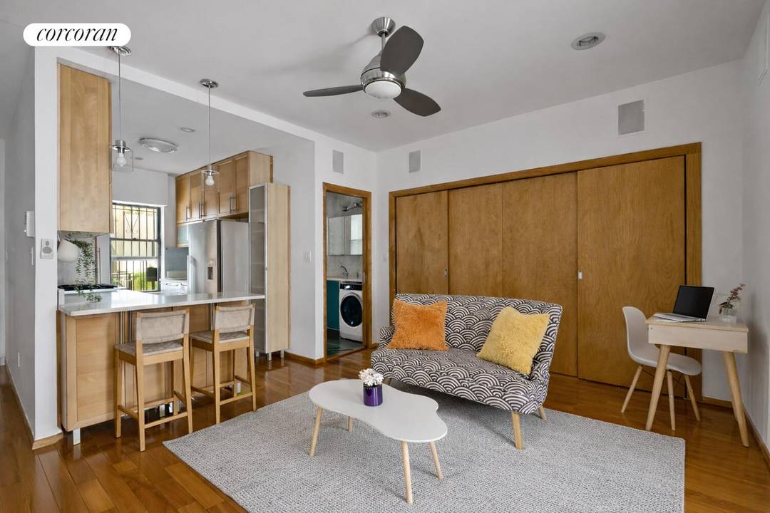 This turnkey 2 Bedroom Co op is located at the border of Windsor Terrace and Kensington steps away from Prospect Park, the Windsor Terrace Food Co op, the East 4th ...