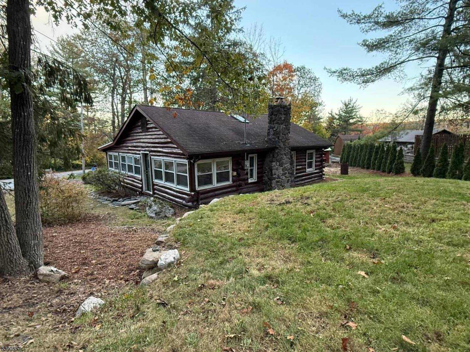 Pinecliff Lake 2 BR Log home with an open floor plan.
