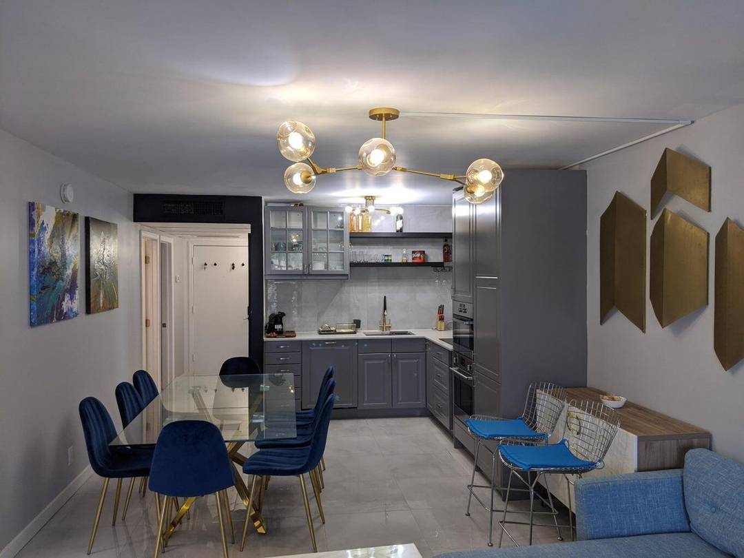 Welcome to this extremely sought after unit in the waterfront Boca Bayou community !