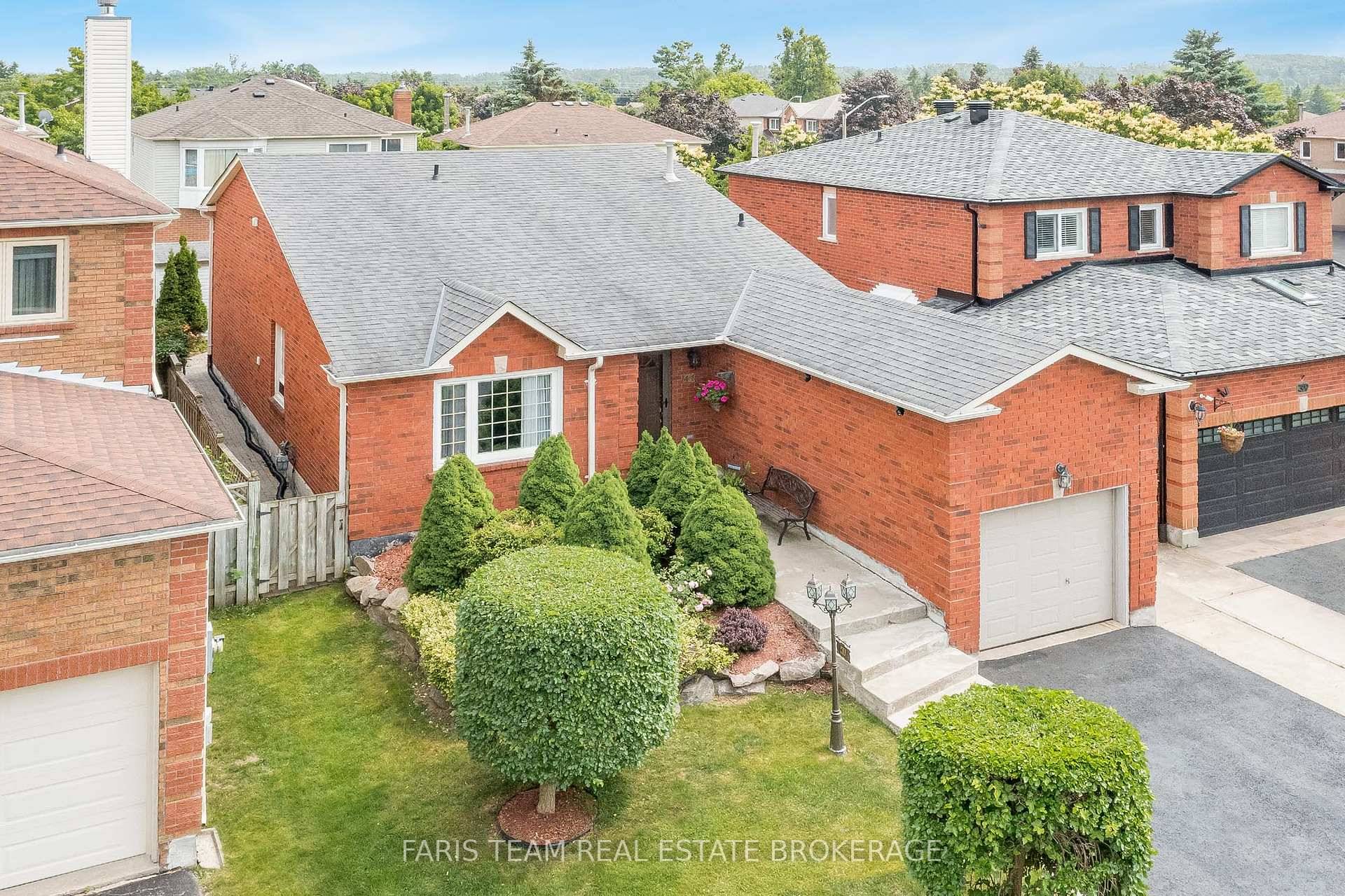 Top 5 Reasons You Will Love This Home 1 With standout curb appeal and a generous backyard, this beautifully maintained 4 level backsplit offers a spacious and meticulously designed layout ...
