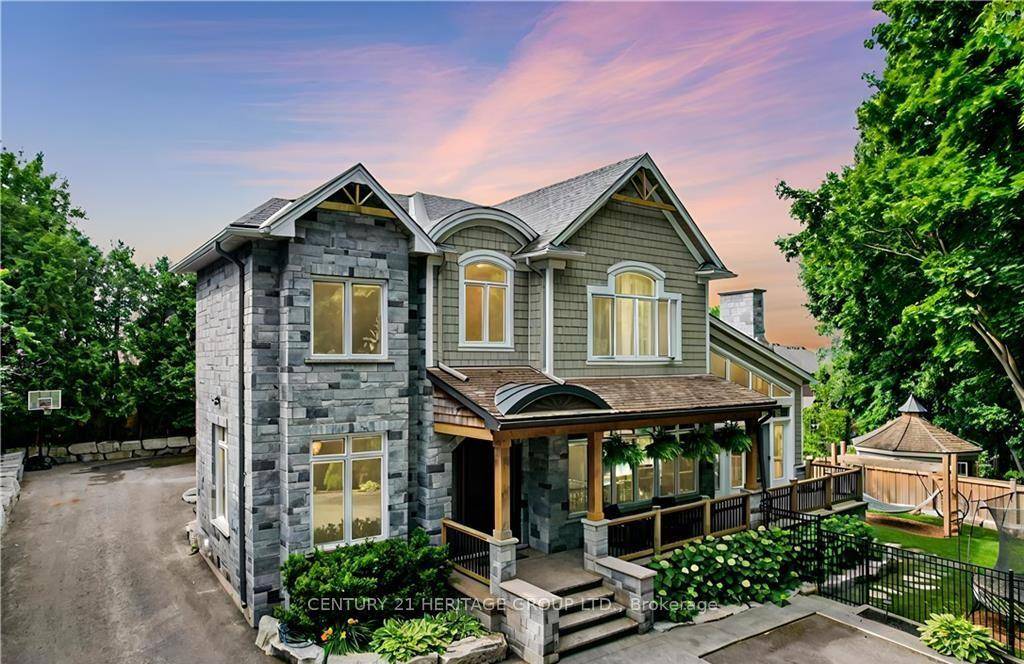 Welcome to one of the most unique properties in the sought after Aldershot neighbourhood !