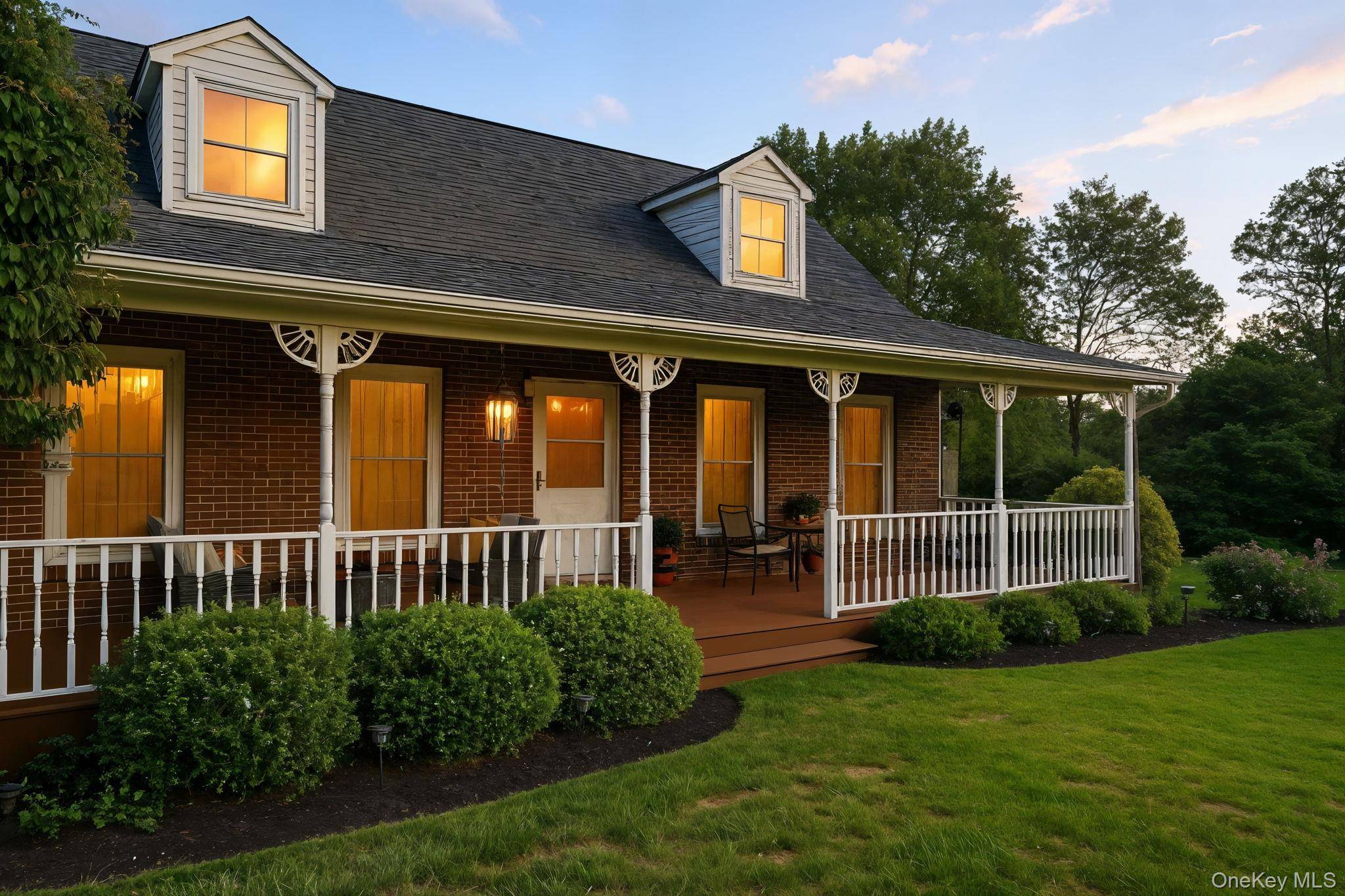 Welcome to 220 N Parliman Road, a rare Hudson Valley gem with features that truly set it apart !