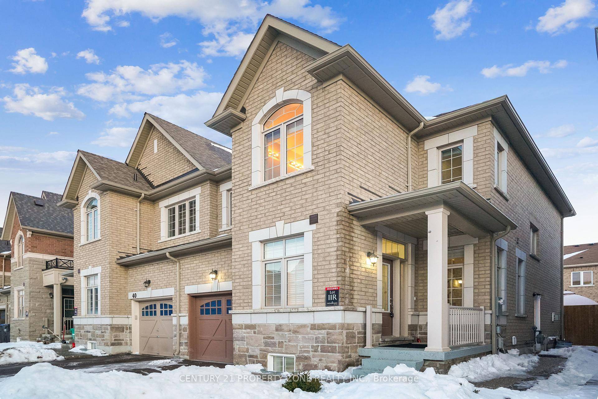 Welcome to this stunning, 3 bedroom, 3 bathroom semi detached home in the highly desirable Northwest Brampton community !
