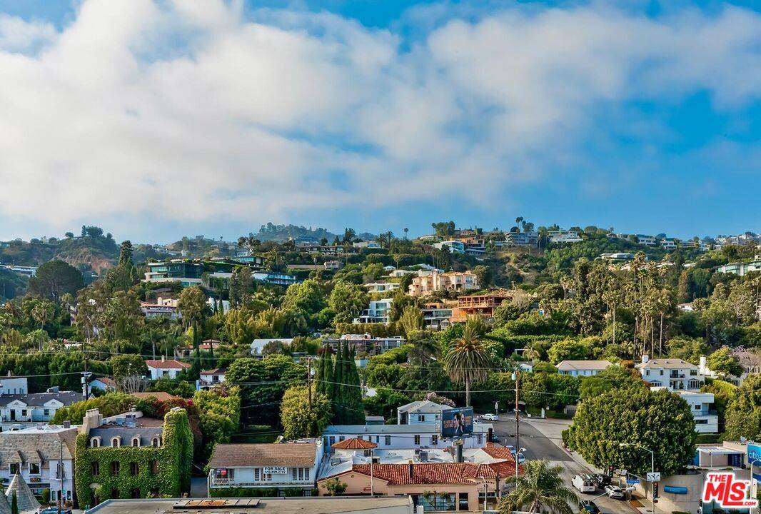 999 N Doheny Dr 2BR Sunset Strip La