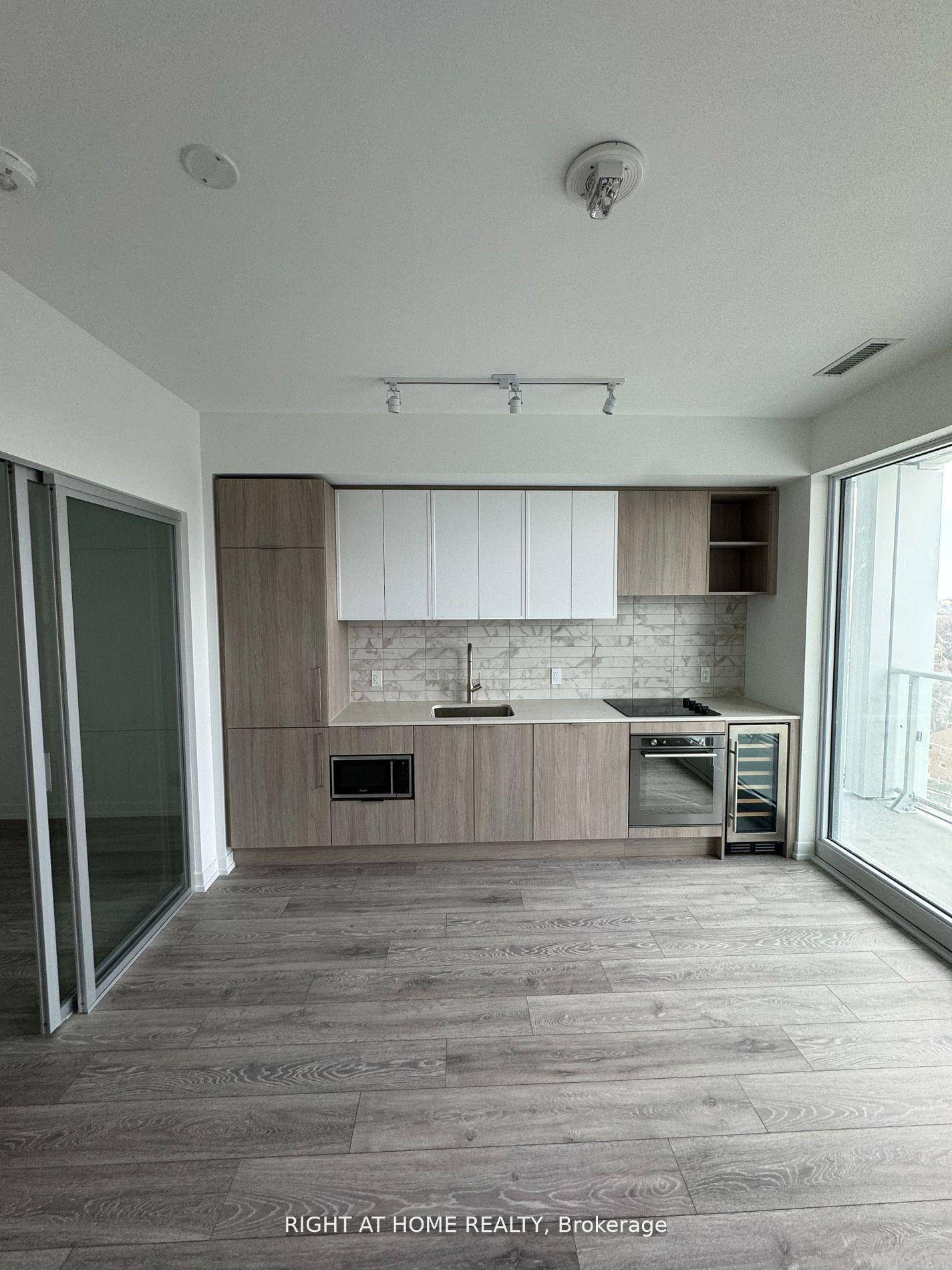 Experience luxury living in this less than a year old 1 bedroom suite with 1 Locker at Forest Hill Condos !