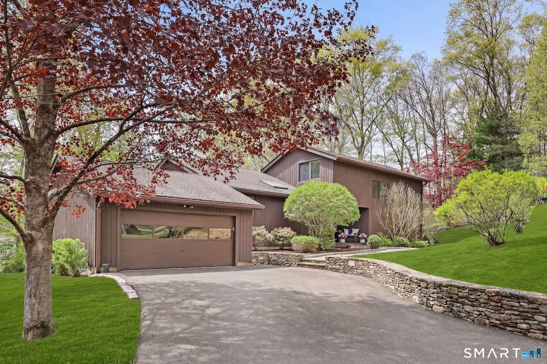 Tucked away on two serene, park like acres in North Stamford, 28 Pony Trail offers a refined blend of modern design and effortless living just minutes from the Greenwich border ...