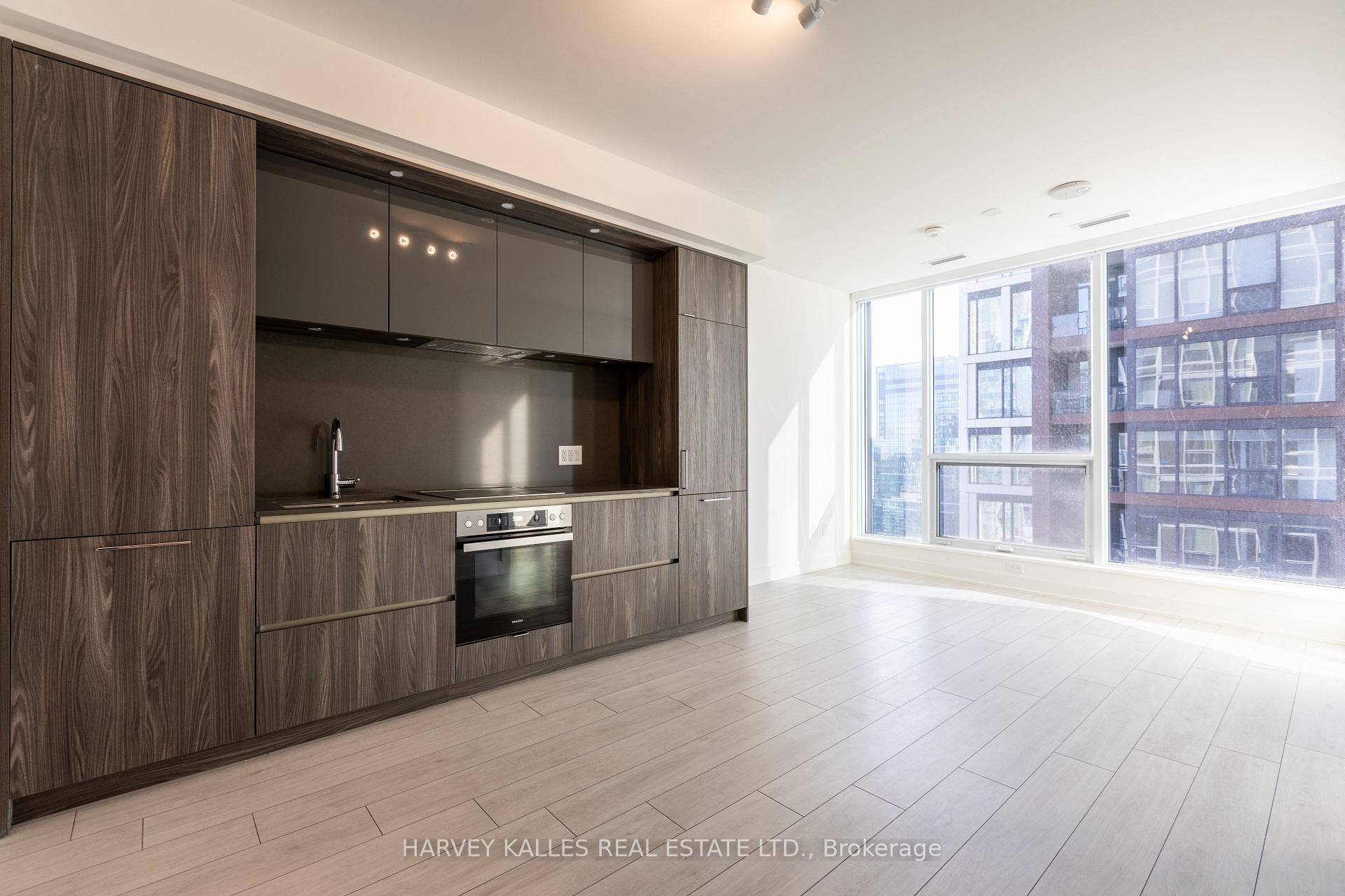 Experience The Epitome Of Urban Luxury With This Sophisticated 2 Bedroom, 2 Bathroom Condo Nestled In The Heart Of Downtown Toronto At The Renowned Nobu Residences.