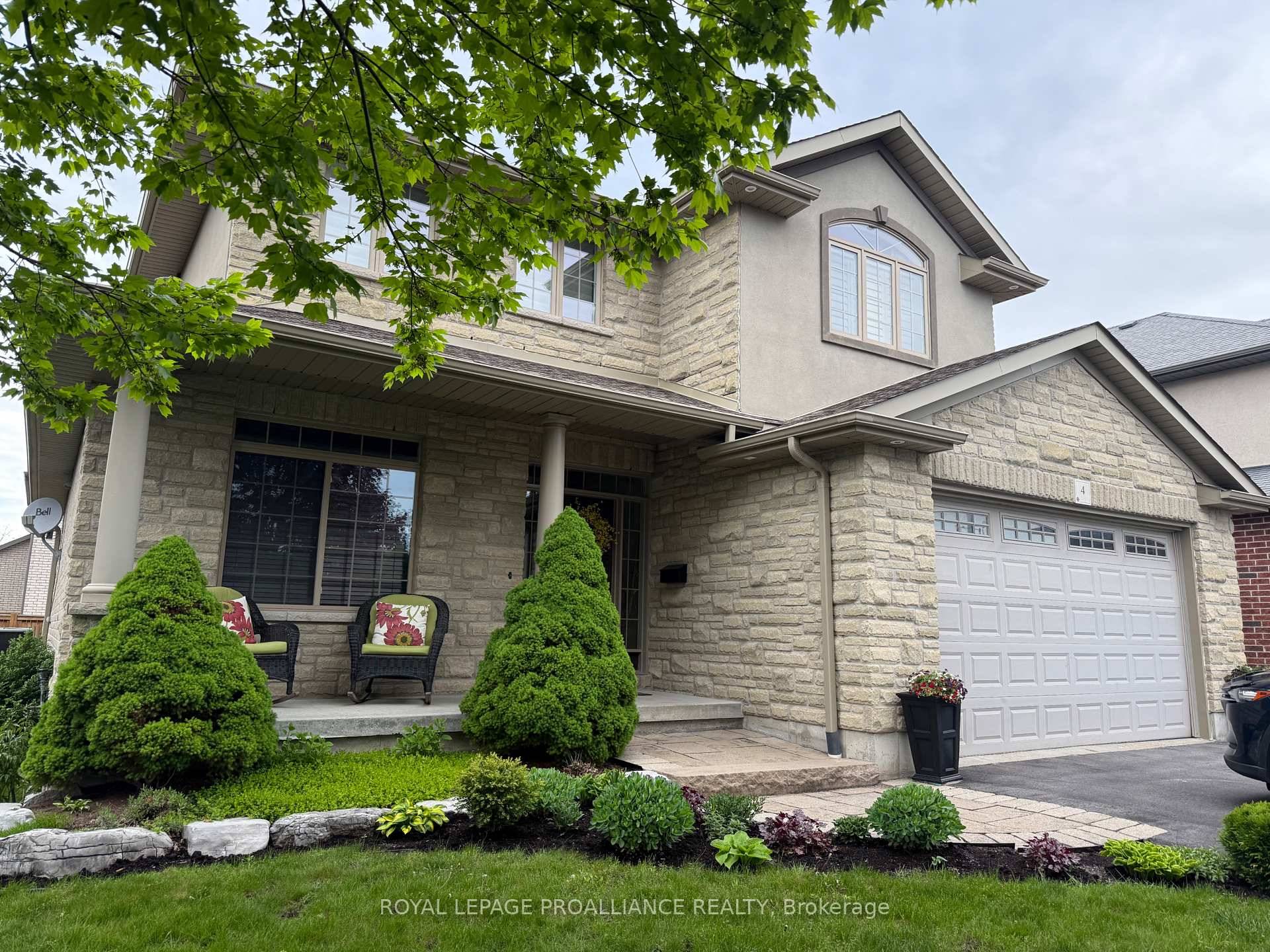 Welcome to 4 Meagher Place a stunning 2 storey Duvanco built home located in one of Bellevilles most desirable neighborhoods.