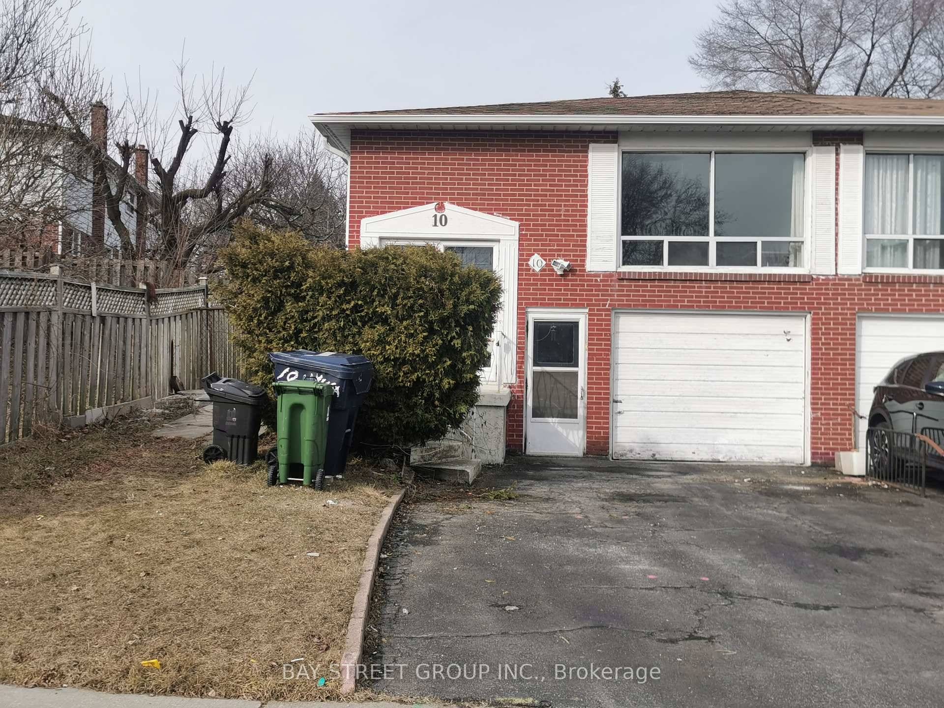 Brand new Renovated, walk in basement Unit In A Bungalow.