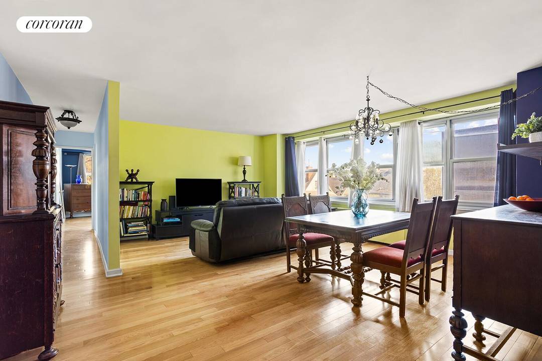 This elegant three bedroom, two bath residence is located at 135 Ocean Parkway in a meticulously maintained, full service cooperative building.