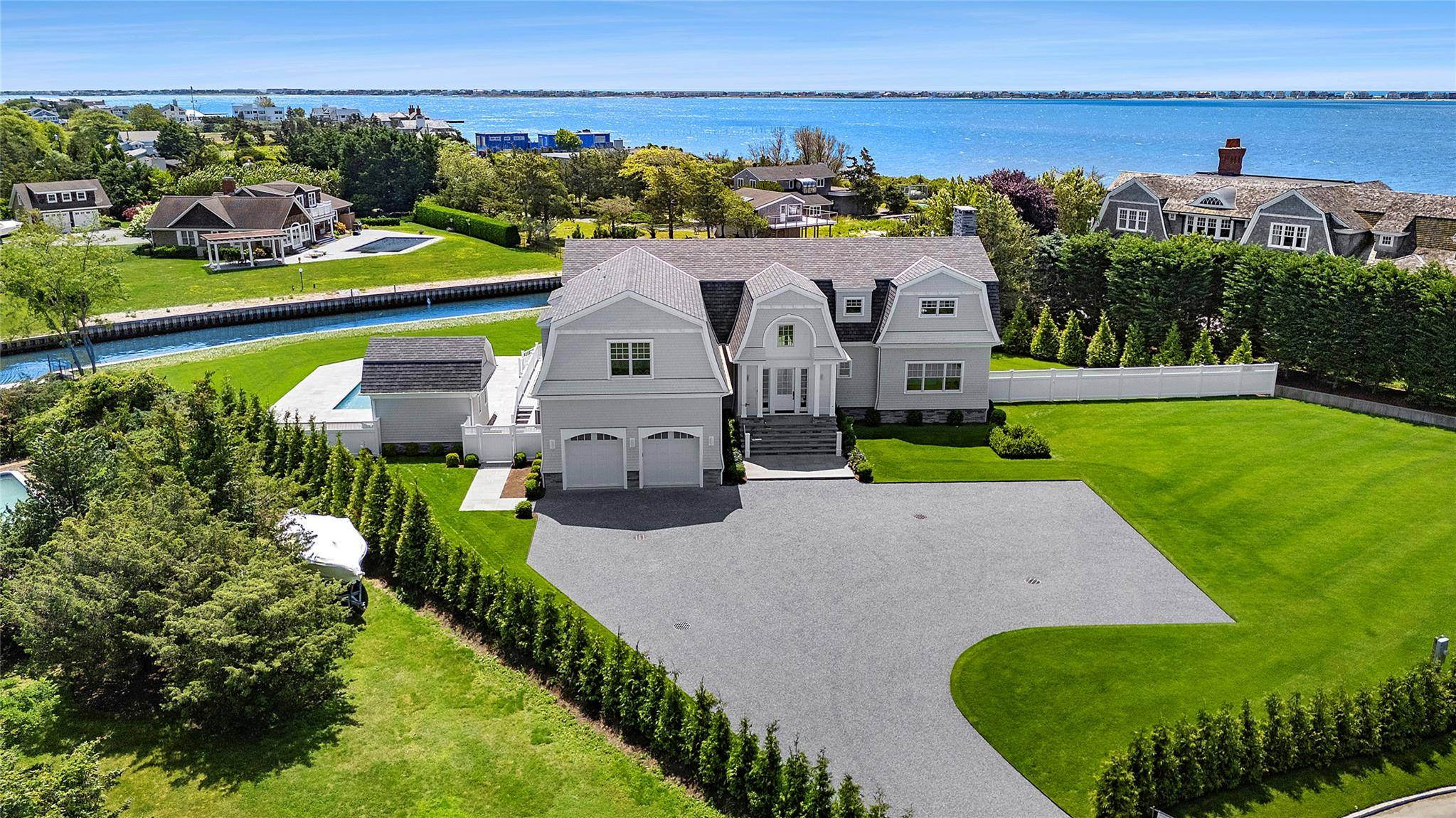 NEW WATERFRONT Estate in Remsenburg.