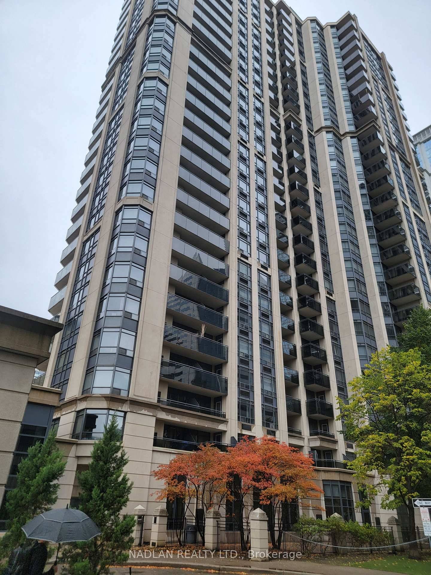 Great Condo Building In Great Location, you will be proud to call it your home.