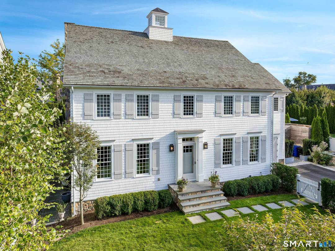 Masterpiece in Rowayton. Originally designed by legendary architect Bruce Beinfield, this exceptional home was expanded by its current owners, who merged two properties to create one of Rowayton's truly one ...