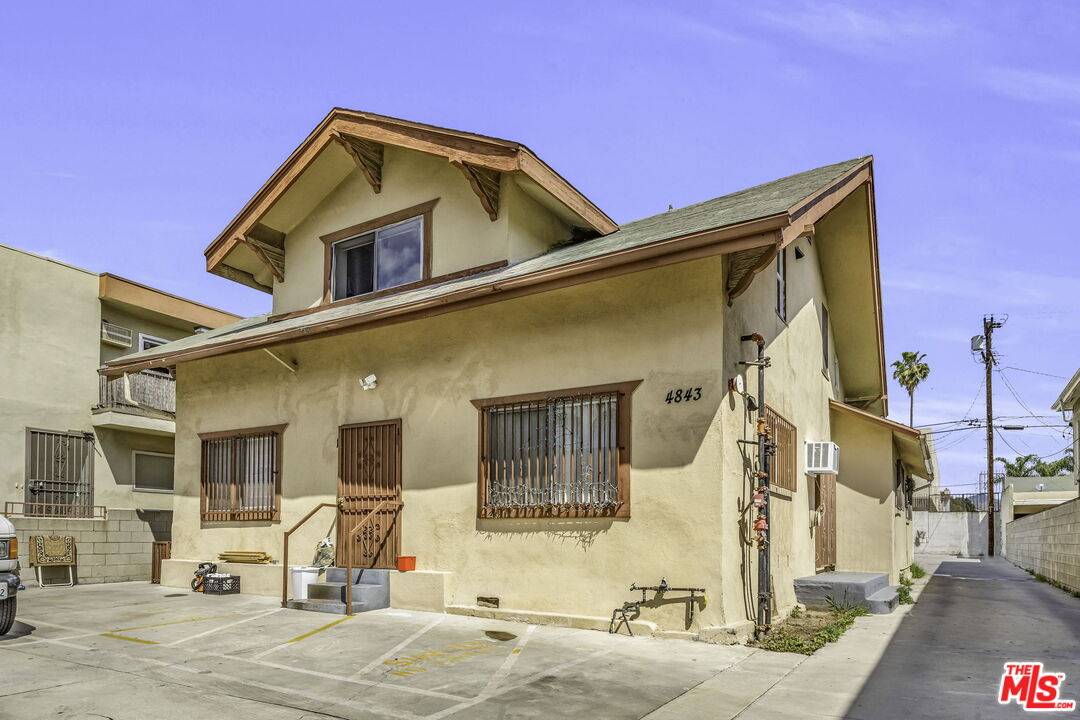 4843   Rosewood Ave 6BR Mid Wilshire La
