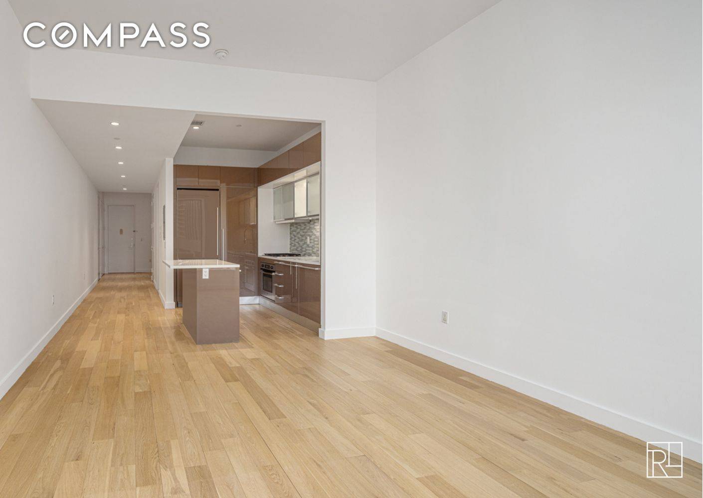 Residence 28D Loft Like Alcove Studio Junior One Bedroom at 75 Wall Street Welcome to Residence 28D, an expansive home designed by the award winning Rockwell Group, located in the ...