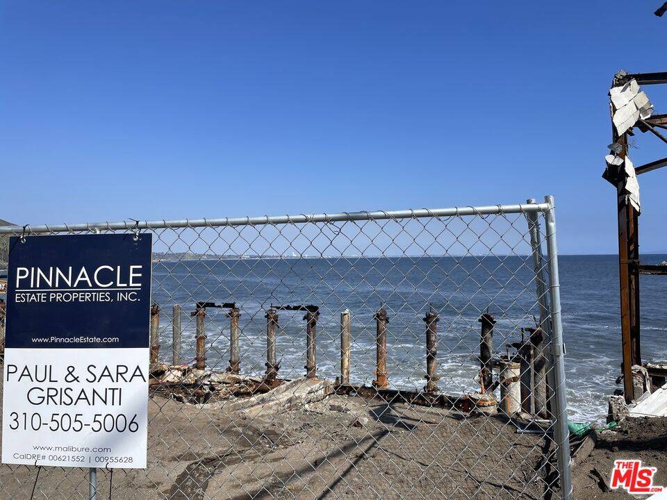 19854   Pacific Coast Hwy Malibu La