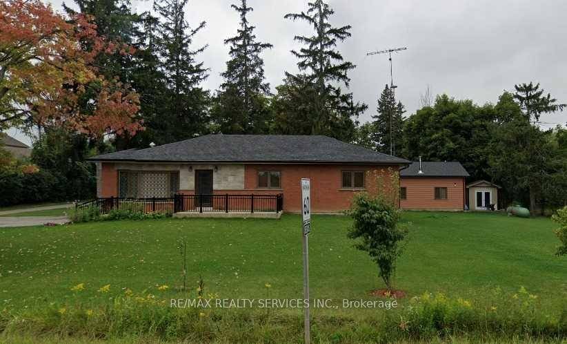Rare Opportunity Total 3 Independent Unit Property, Just North Of Norval.