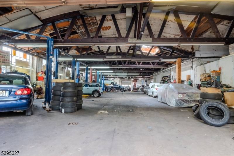 Check out this fully equipped 11, 086 SF automotive repair facility and warehouse located at 303 305 N 5th Street, Newark, NJ a prime industrial site with direct access to ...
