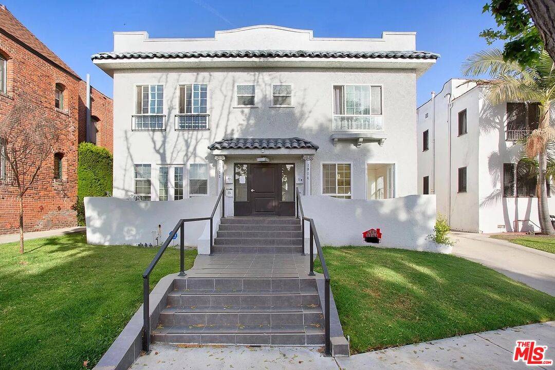 1014  S ORANGE DR 2BR La