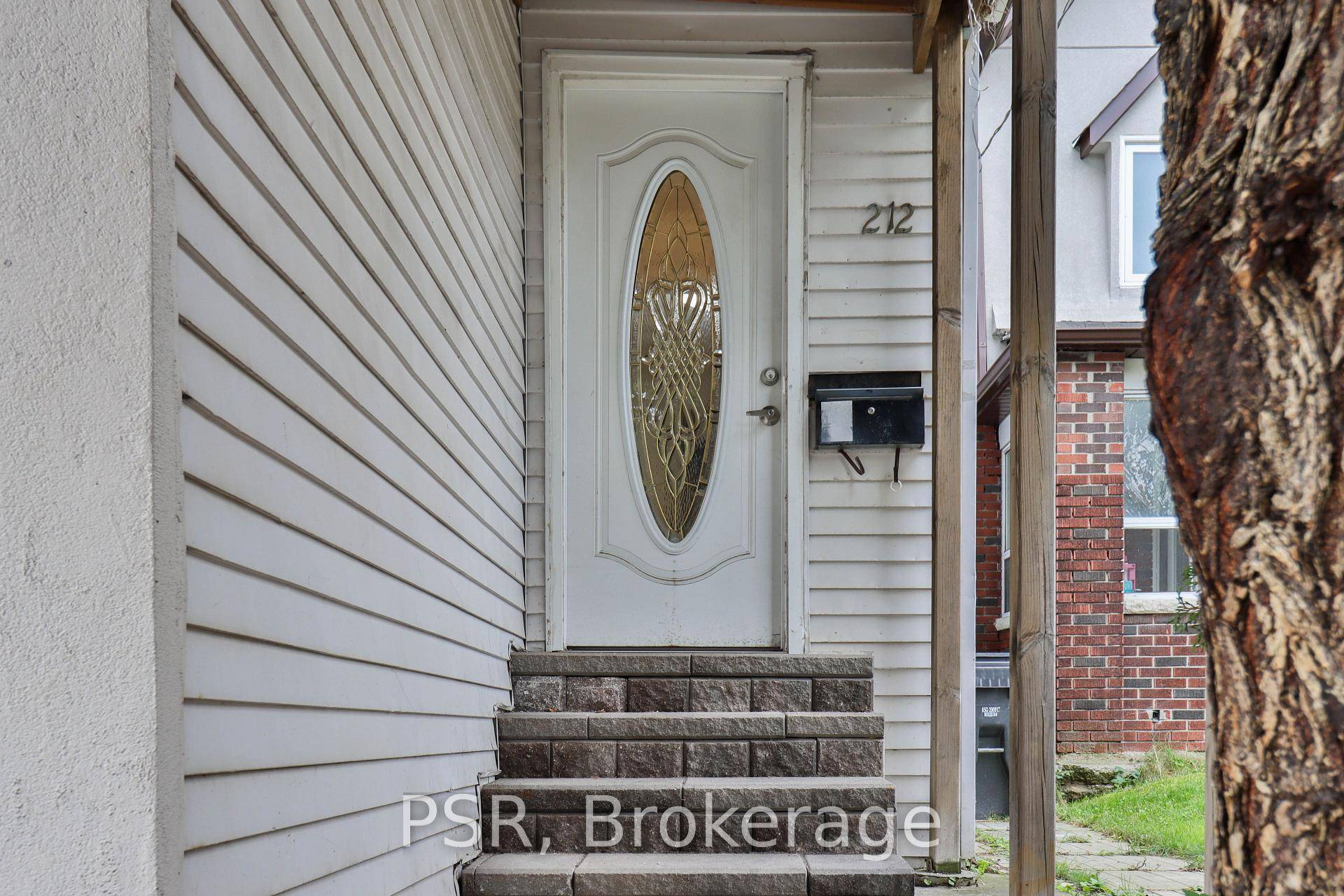 Welcome To 212 Coxwell Avenue, A Recently Renovated Home That Offers Three Bedrooms Plus A Spacious Loft In A Convenient East End Location.