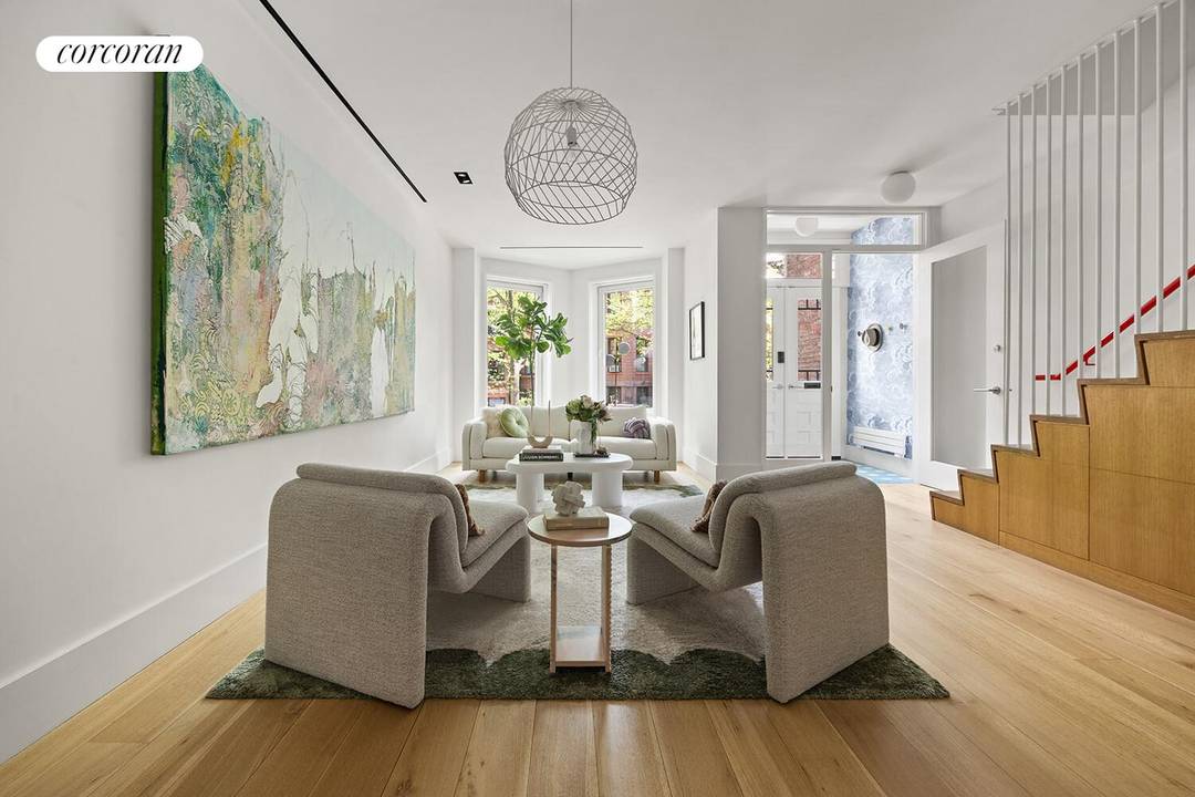 370 8th Street is a beautifully reimagined single family townhouse on one of Park Slope's most desirable blocks, thoughtfully renovated with an exceptional eye for design, comfort, and livability.
