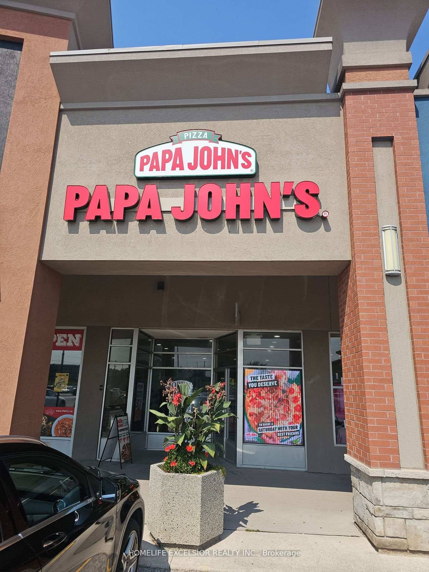 Well established franchise pizzeria business for sale, a fantastic opportunity to be your boss today !