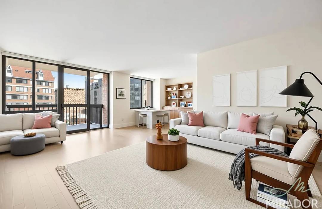 Gorgeous one bedroom with strip floors, 1.