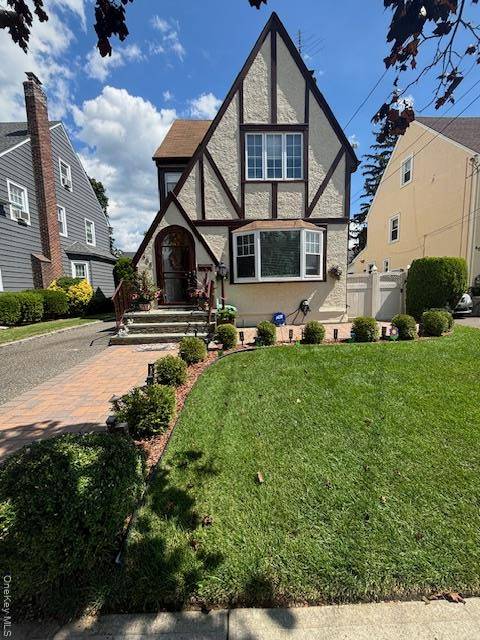 Tour This Lovely 4 Bedroom, 2.