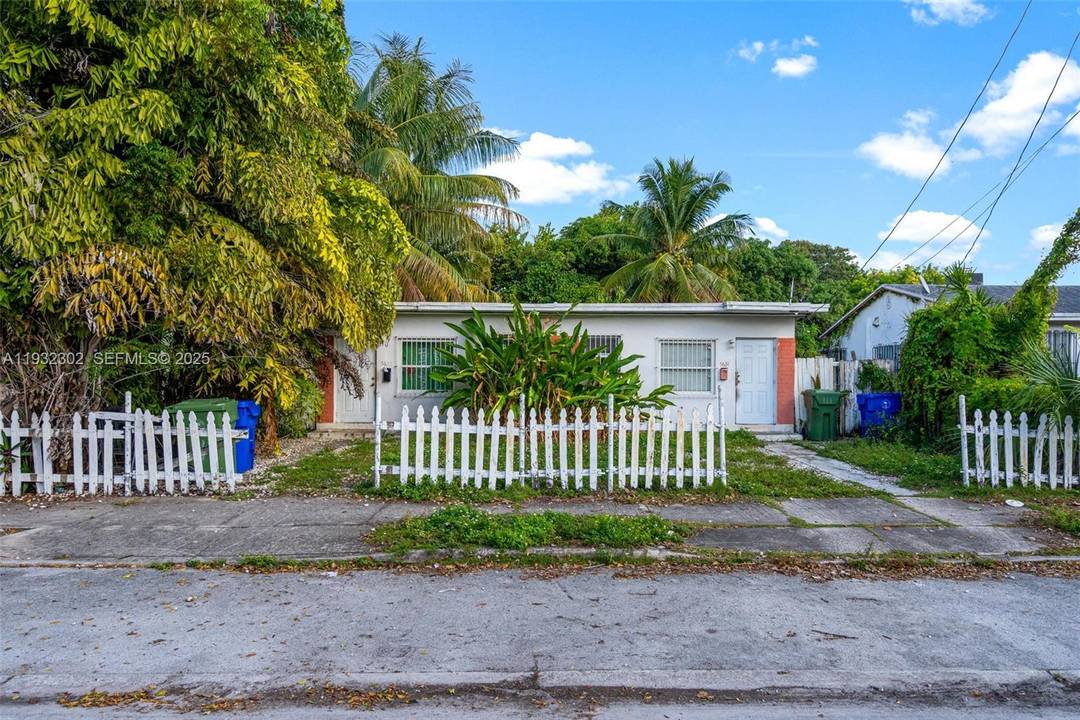 Excellent investment opportunity in a rapidly evolving Miami area.