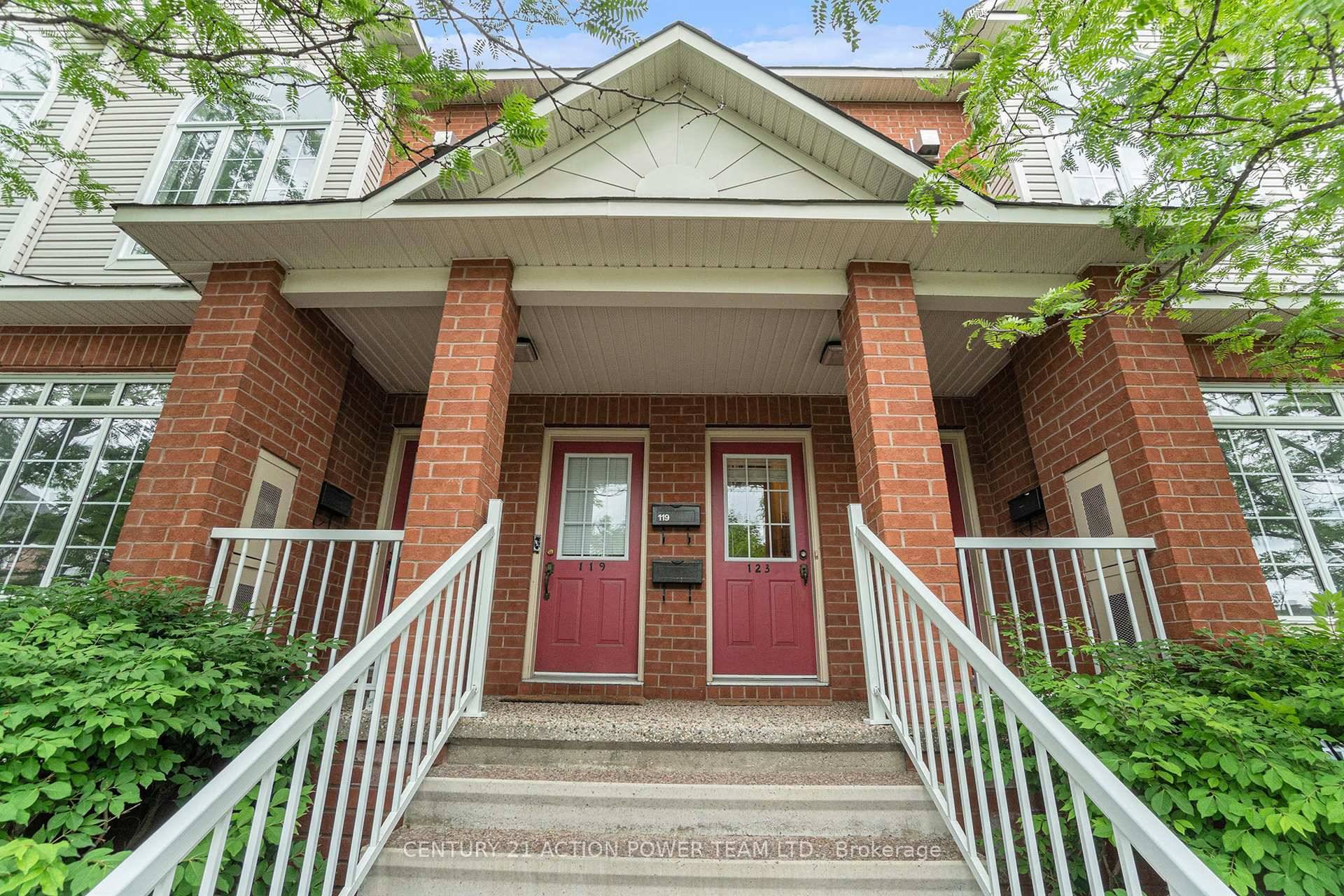 Improved Price Offering and Ready for Immediate Occupancy, This bright amp ; spacious Upper Unit Terrace Home in move in ready.