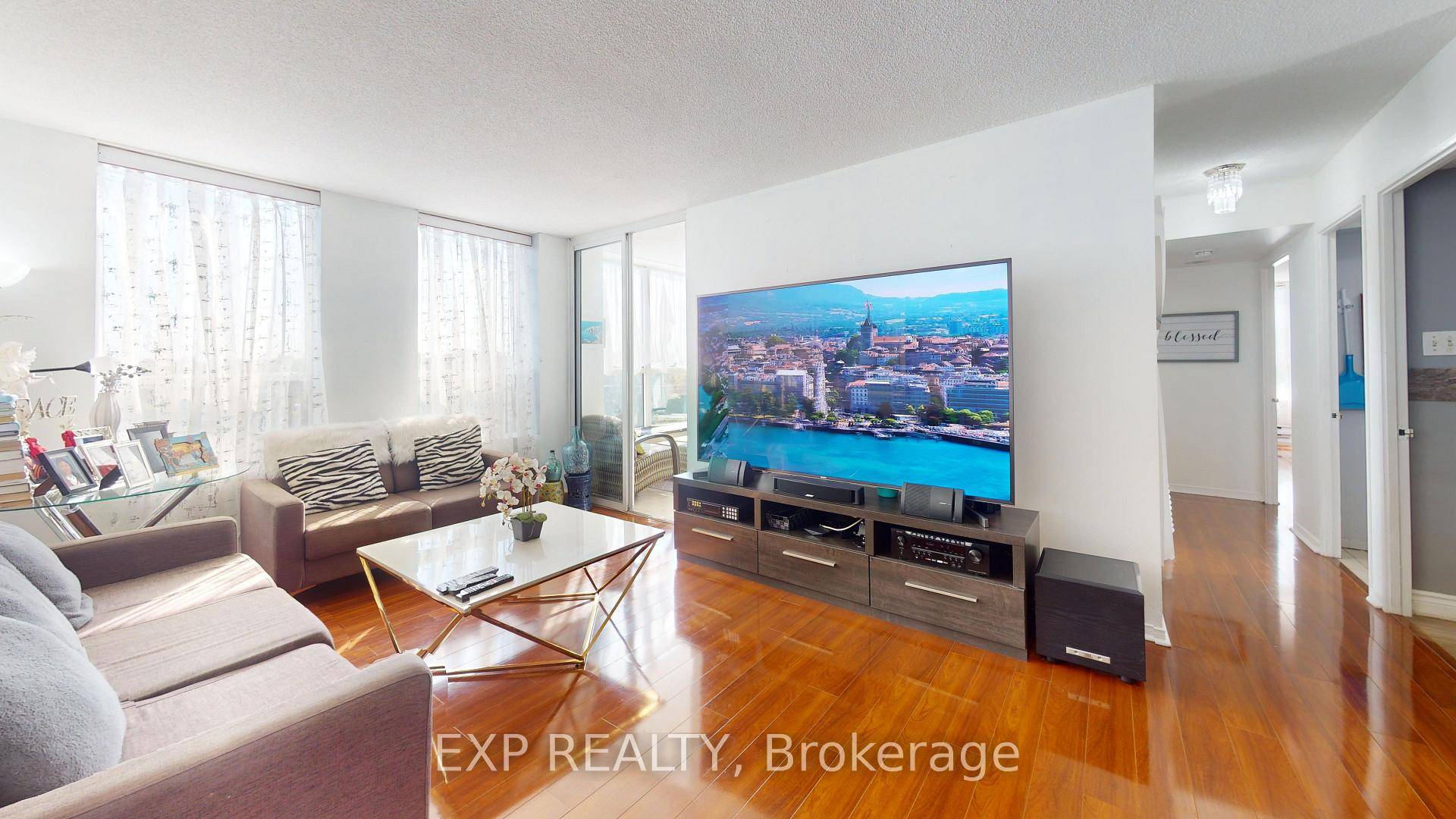 Location ! Location ! Rarely Available 3 1 Bedroom Condo For Sale In A Great Location.