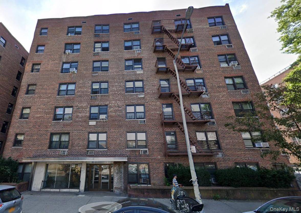 2 Bedrooms, 2 Bathrooms, Sponsor Unit No Board Interview or Income Verification Required.
