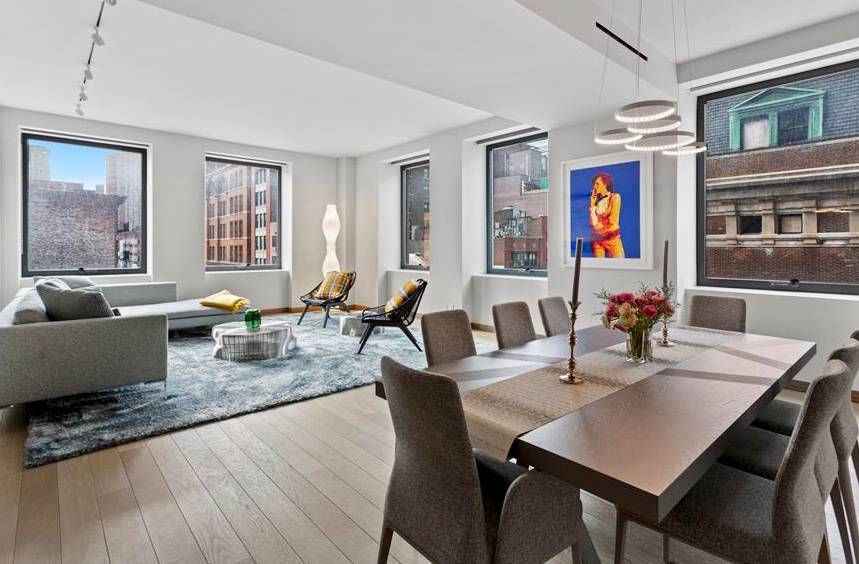 This exquisite three bedroom, three and a half bathroom home has open Eastern and Southern views and is located in the newly converted 88 Lexington Avenue Condominium.