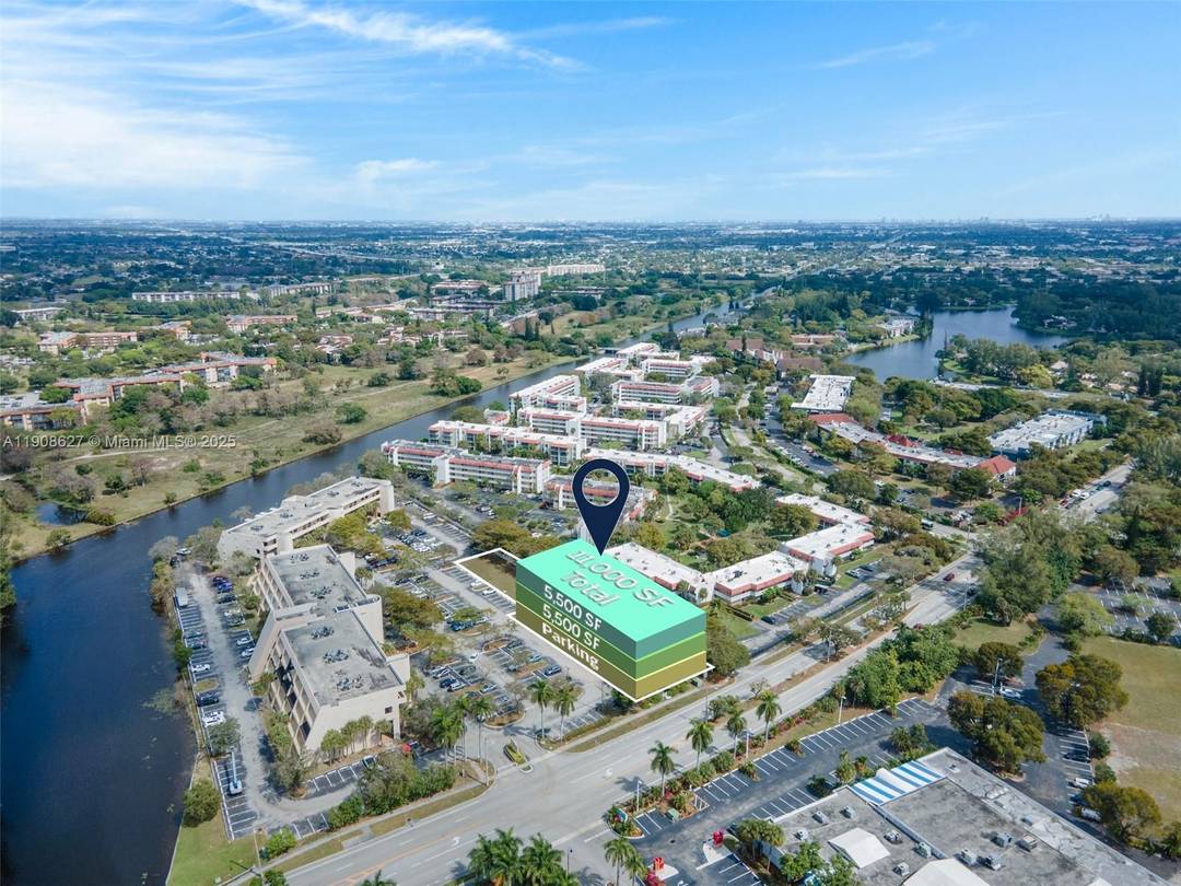 Land for sale. Exceptional commercial development opportunity in the New Inverrary, near Fort Lauderdale !