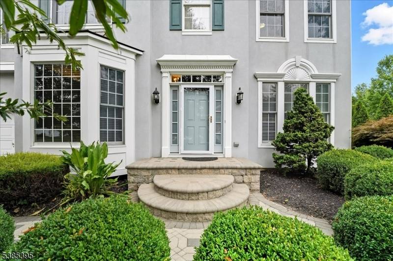 Welcome to this stunning 3, 332 sq.