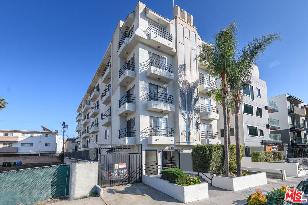 116 S Croft Ave 2BR Beverly Grove La