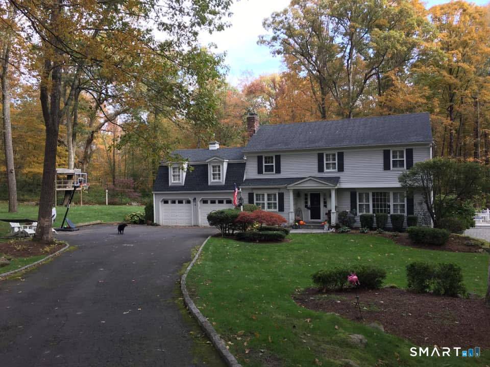 Convenient location only five minutes to Weston Center, our award winning schools, Cannondale train station and Georgetown shopping.