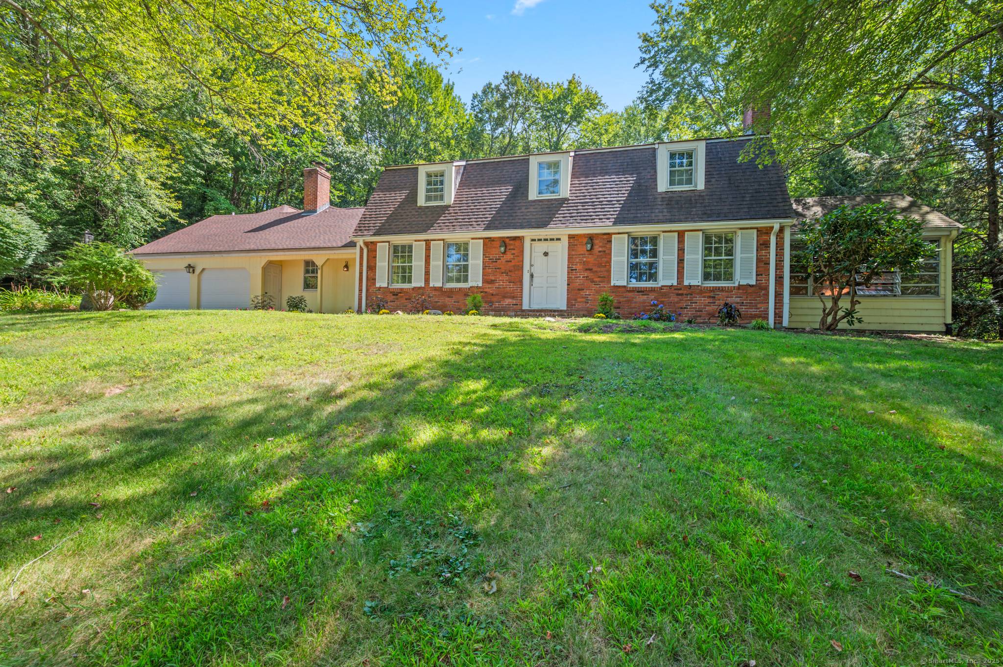 43 Brookmoor Road Avon the neighborhood you've been dreaming of !