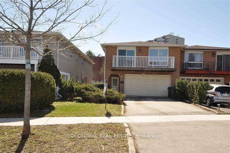Luxuriously Furnished Main Unit with Private Entrance in Prestigious Neighborhood.