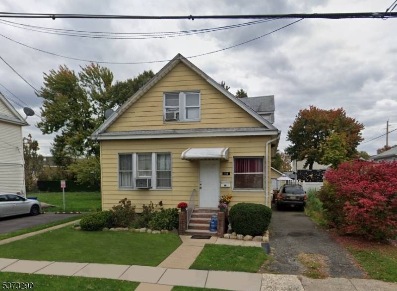 Calling all investors or anyone tired of paying rent when they can own !