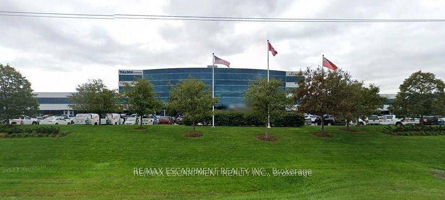 2nd floor Clean, bright open concept collaborative office space facing the QEW in Stoney Creek.
