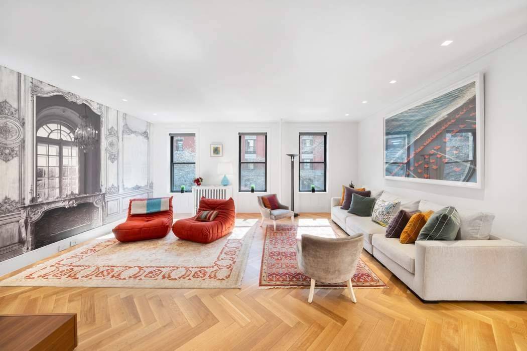 Elegant, Morning Sun Filled 3 Bedroom in a Historic Carnegie Hill Boutique Building Welcome to Residence 3S at rarely available 1356 Madison Avenue an exquisitely gut renovated, light filled 7 ...